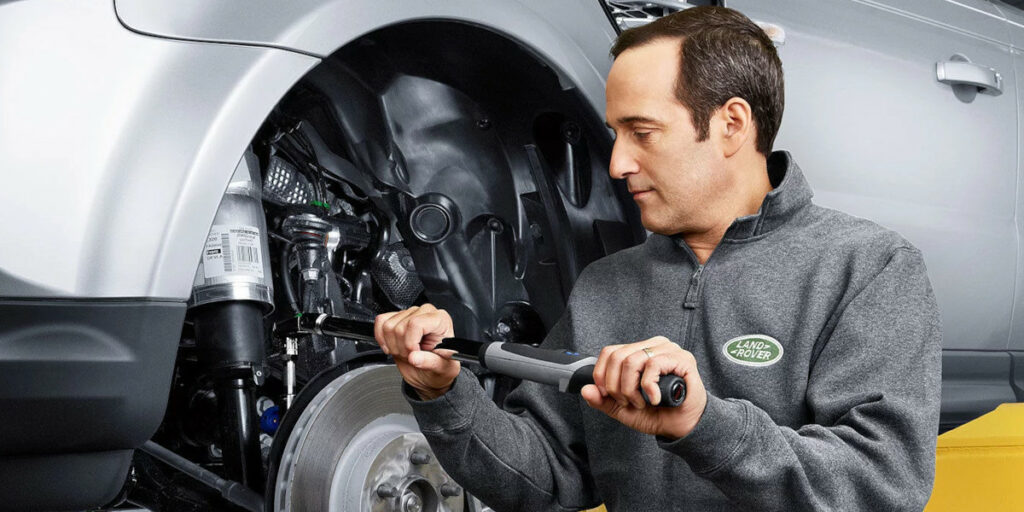 Land Rover Service in Toronto Land Rover Toronto